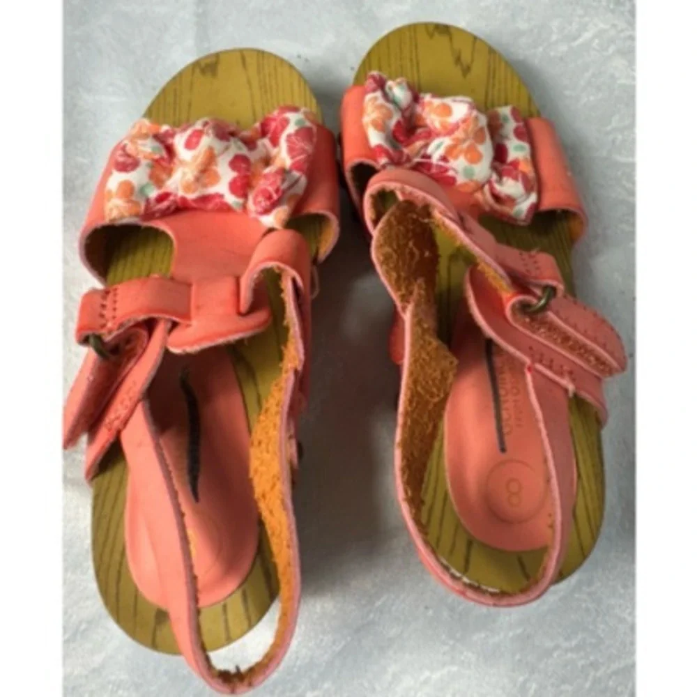 Genuine Baby By OshKosh Clog Sandals Baby Girl's 8 Pink Floral‎ Hook & Loop Bow